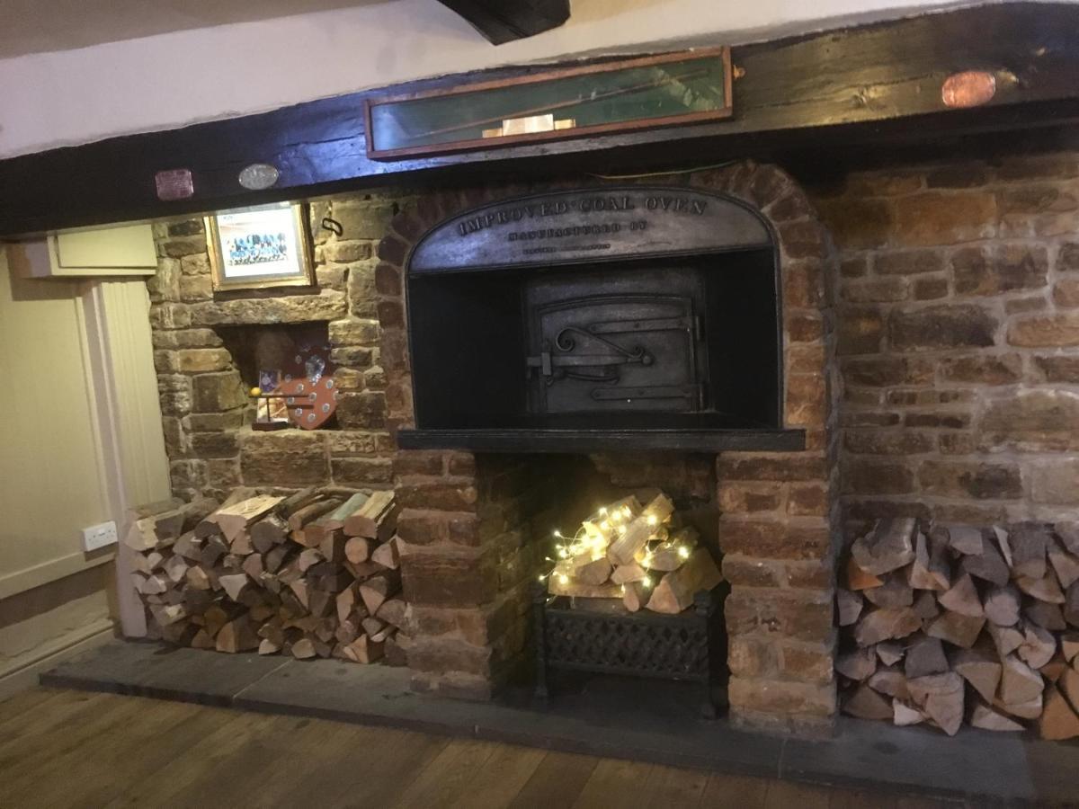 Bed and Breakfast Bartholomew Arms Maidford Экстерьер фото