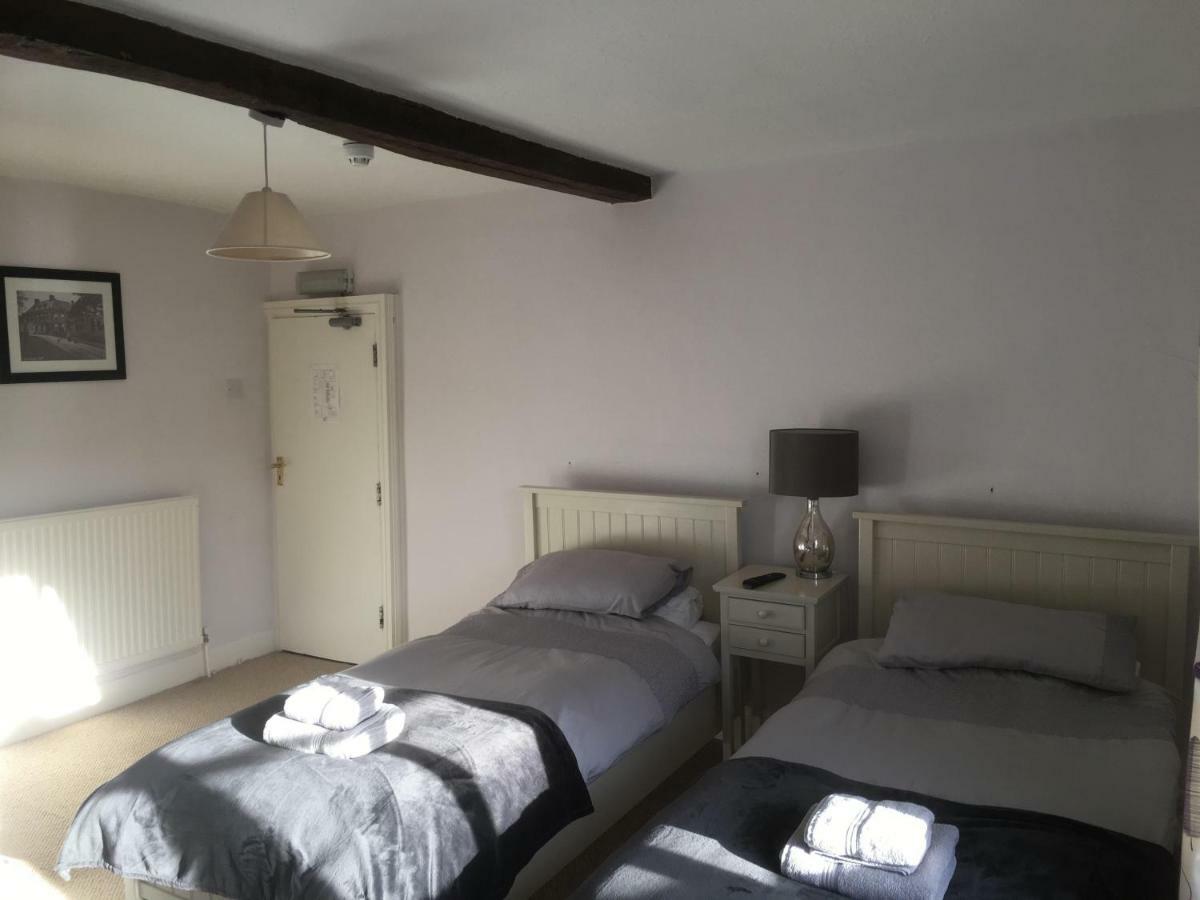 Bed and Breakfast Bartholomew Arms Maidford Экстерьер фото